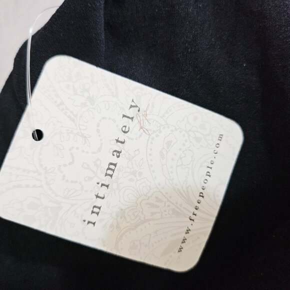 Free People - Intimately Clean Lines Long Sleeve Top - Black - M/L - RRP £40 - Picture 8 of 8
